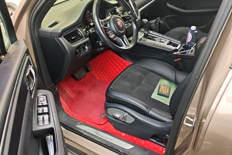 Used Porsche Macan 2016 Macan 2.0T
