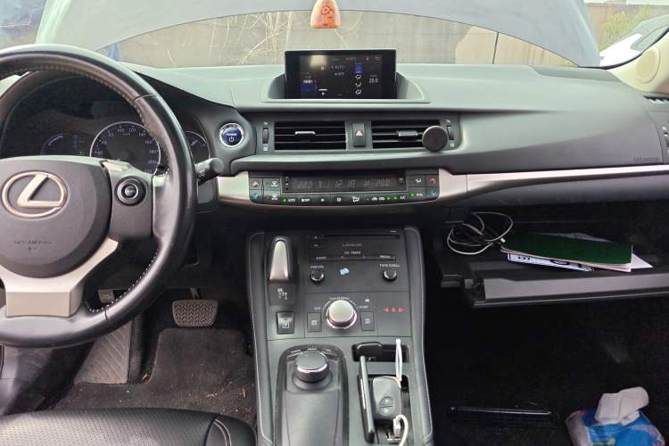 Used Lexus CT 2014 CT200h Comfort Edition Monochrome