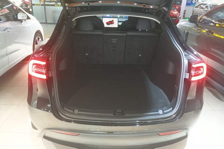 Used Tesla Model Y 2022 Rear-Wheel-Drive Version