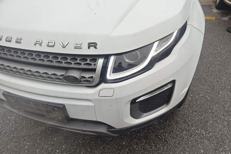 Used Land Rover Range Rover Evoque 2016 2.0T SE Smart Glow Edition
