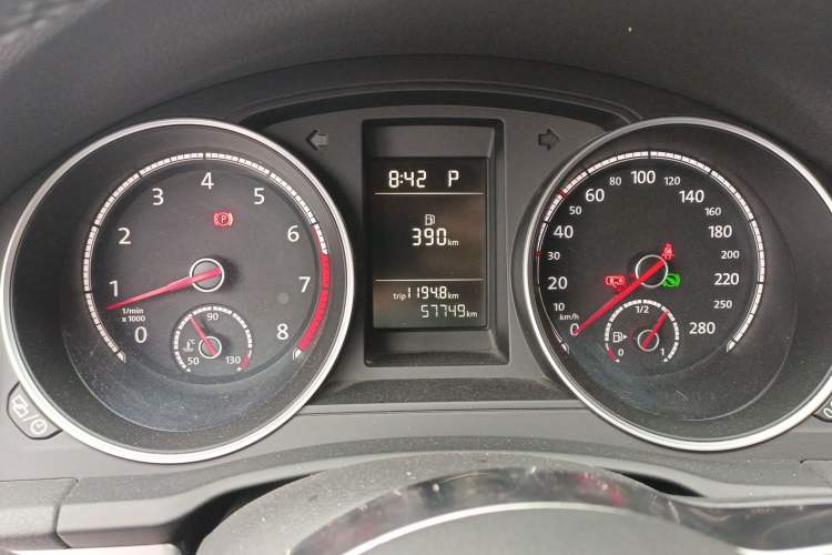 Used Volkswagen Scirocco 2015 1.4TSI Fashion Edition Instrument Cluster