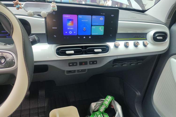 Used Geely Galaxy Panda 2025 210km Panda Kart Audio And AC Panel