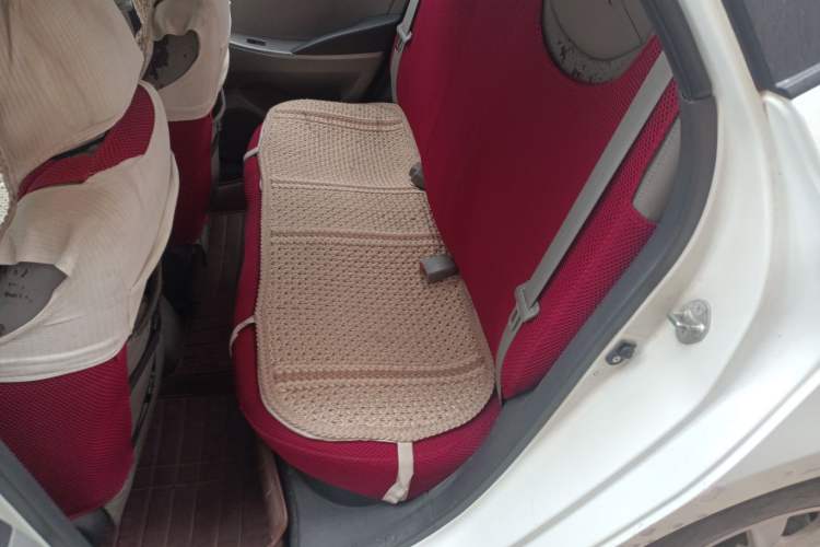 Used Hyundai Verna (older generation) 2014 1.4L Manual Smart GLS Trim
