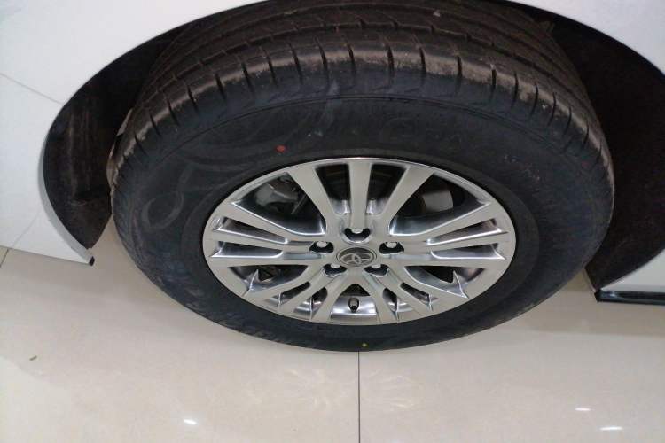 Used Toyota SIENNA 2021 2.5L Hybrid Premium Edition