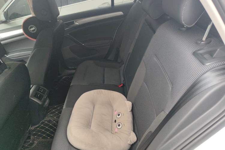 Used Volkswagen Golf 2020 Zhiai Edition 280TSI DSG Comfort Model Left Rear Seat