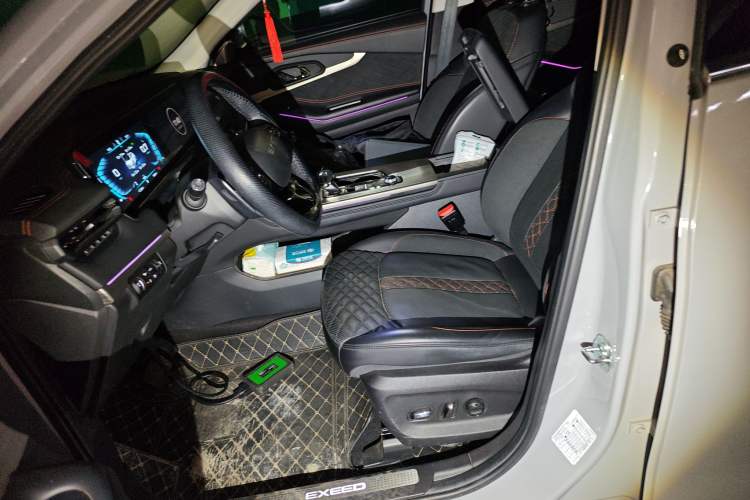 Used EXEED Lingyun 2021 400T Two-Wheel Drive Star Prestige Edition
