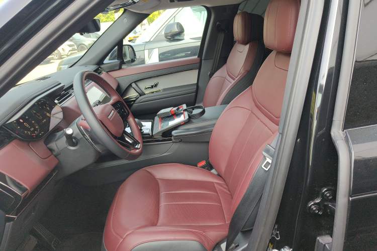 Used Land Rover Range Sport 2024 400PS Dynamic HSE Left Front Seat