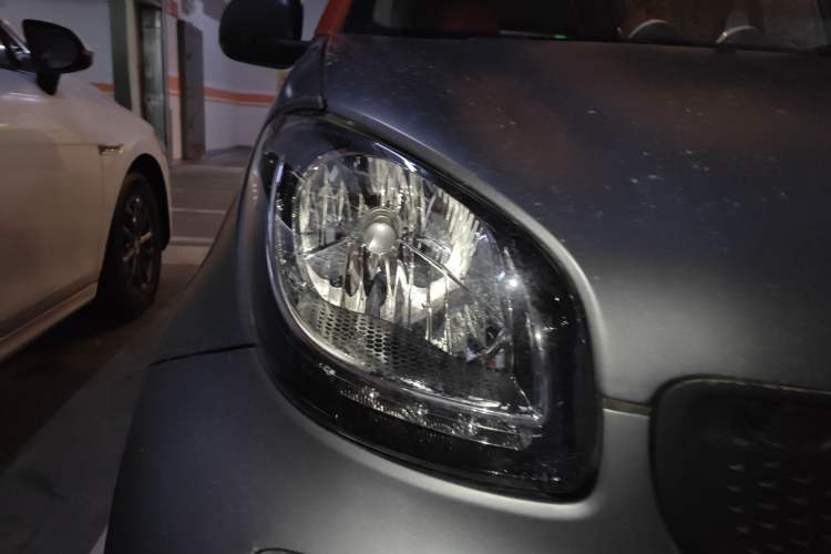 Used smart fortwo 2018 1.0L 52kW Hardtop Dynamic Version China V