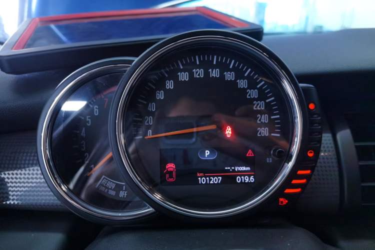 Used MINI MINI 2015 1.5T COOPER Fun Five-Door Edition