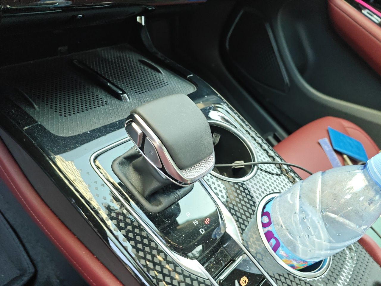 Hongqi HS3 PHEV 2025 Model 125km Jingwei PLUS 2 Millionth Anniversary Edition — снимка 16