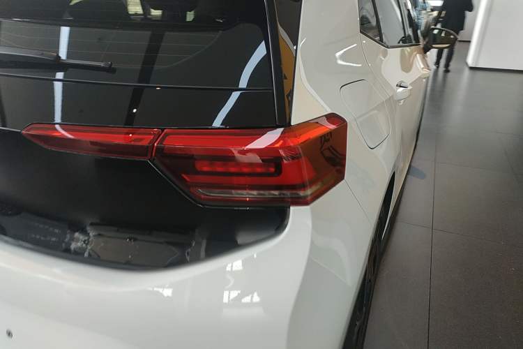 Used Volkswagen ID.3 2024 Outstanding Edition Right Rear Taillight
