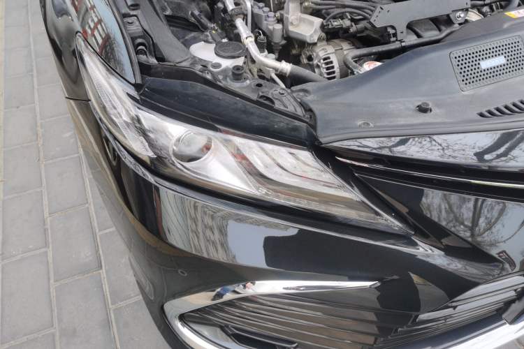 Used Toyota Camry 2023 2.5G Luxury Edition Right Front Headlight