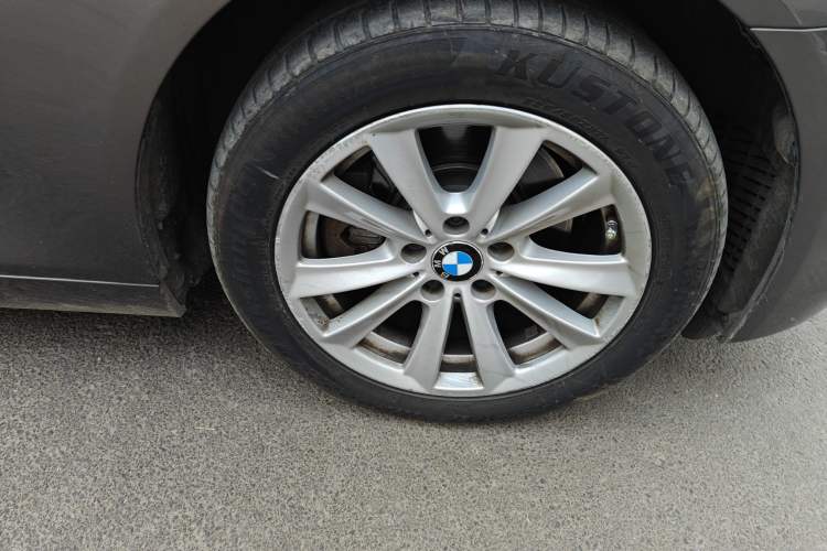 Used BMW 5 Series 2013 525Li Luxury Model