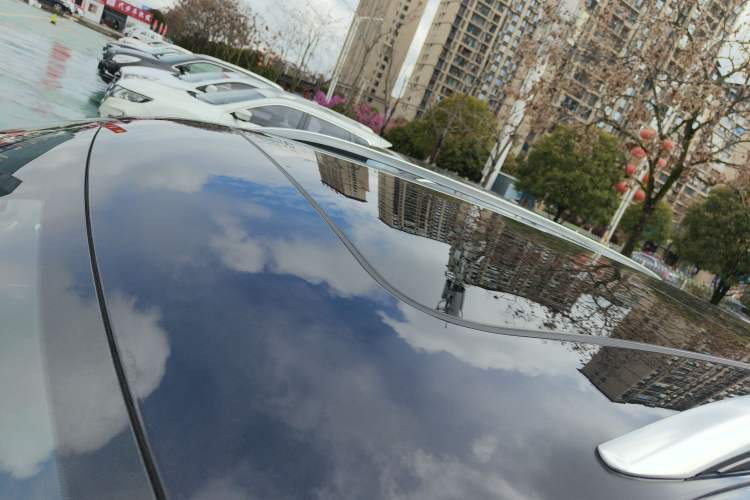 Used Volkswagen Tiguan L 2019 Updated Version 330TSI Automatic Two-Wheel Drive Panoramic Comfort Edition China VI Standard Roof