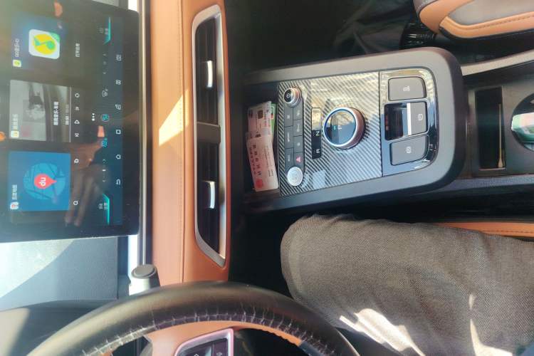 Used BYD e2 2020 Upgraded Version Extended Range Edition Premium Model Audio And AC Panel