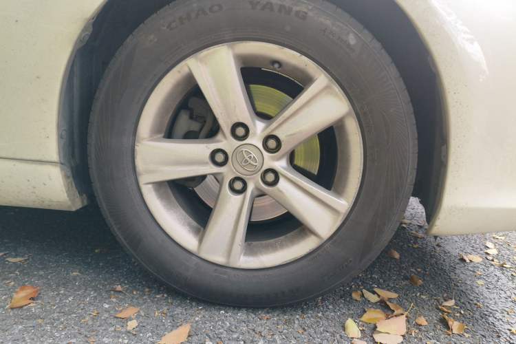 Used Toyota Reiz 2010 2.5S Fengdu Jinghua Edition Right Front Wheel Hub