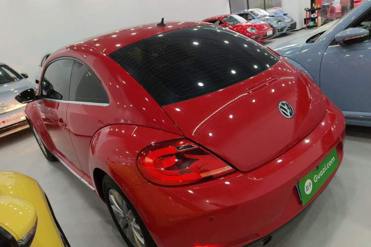 Used Volkswagen Beetle 2015 180TSI model
