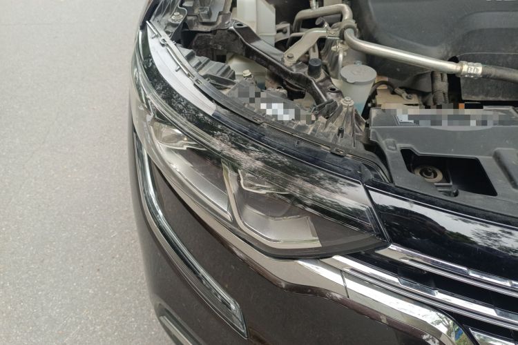 Used Renault Koleos 2018 2.5L Four-Wheel Drive Ultimate Edition Right Front Headlight