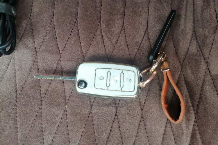 Used Ford Fiesta 2013 Hatchback 1.5L Automatic Fashion Edition Vehicle Key