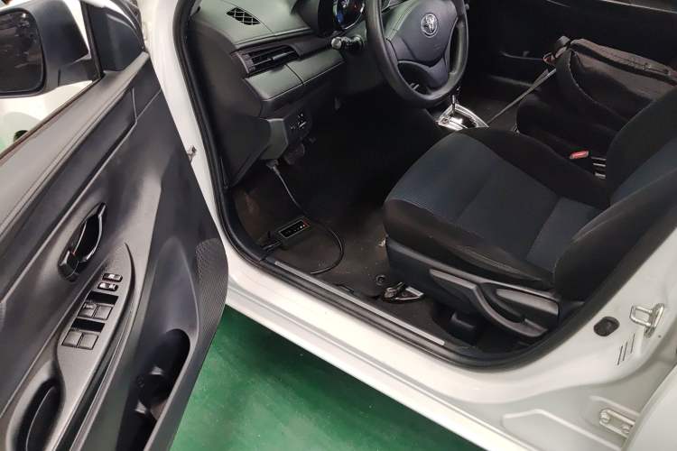 Used Toyota YARiS L Zhi Xuan 2016 Revised 1.5E CVT Charming Edition Driver Seat