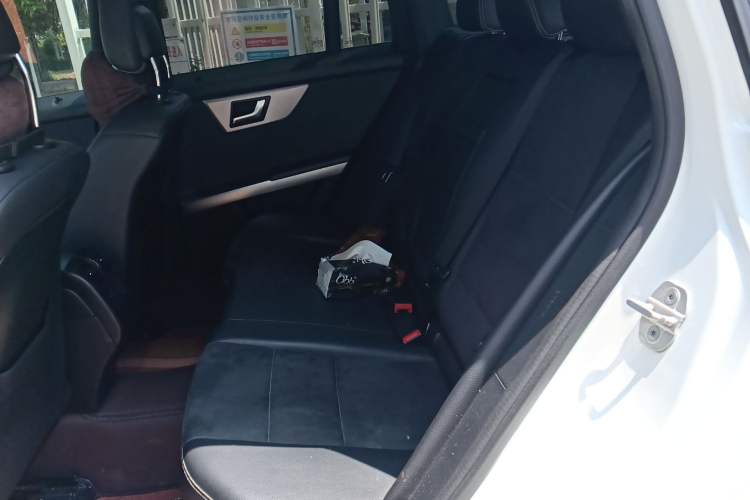 Used Mercedes-Benz GLK-Class 2015 GLK 300 4MATIC Fashion Edition Ultimate Version Left Rear Seat