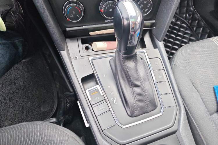 Used Volkswagen Lamando 2017 230TSI DSG Fashion Edition