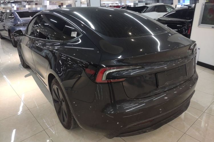 Used Tesla Model 3 2025 Rear-Wheel-Drive Version
