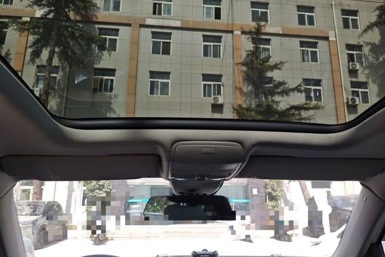 Used Volkswagen Tiguan 2013 2.0 TSI Automatic All-Wheel-Drive Flagship Edition Headliner