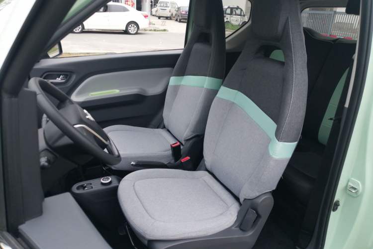 Used Wuling Hongguang MINIEV 2021 Macaron Premium Model – Lithium Iron Phosphate Left Front Seat