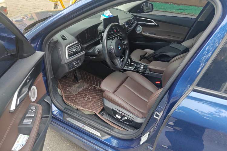 Used BMW 1 Series 2021 120i M Sport Night Edition Driver Seat