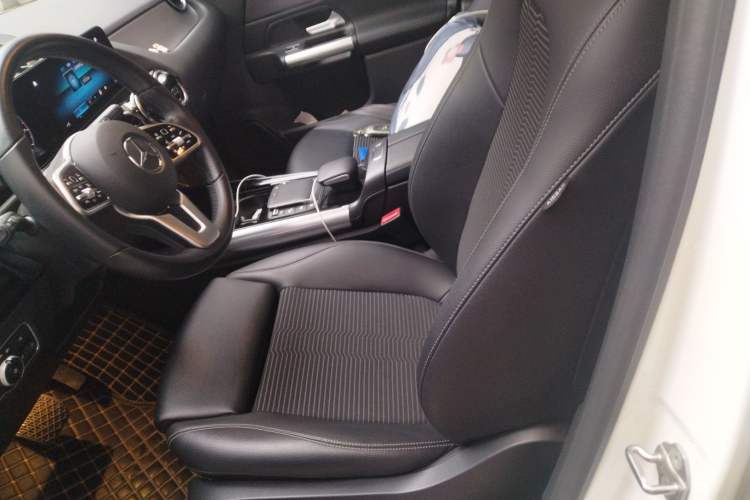 Used Mercedes-Benz B-Class 2022 B 180 Fashion Model Left Front Seat