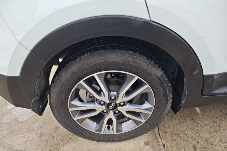 Used Hyundai ix25 2016 1.6T Dual-Clutch Two-Wheel Drive Smart GLS Model
