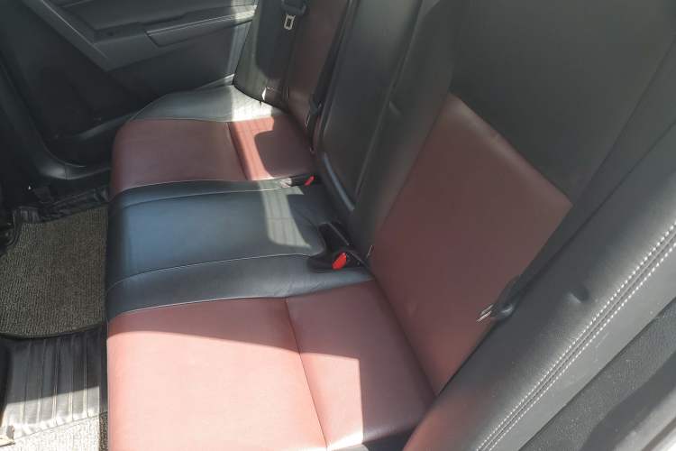 Used Toyota Corolla 2018 Dual-Engine 1.8L E-CVT Smart Edition
