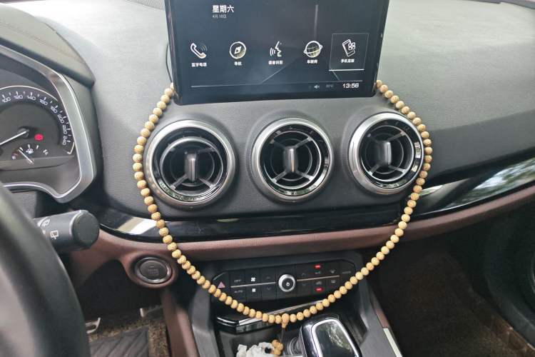 Used Wey VV5 2017 2.0T Ultra-Luxury Version
