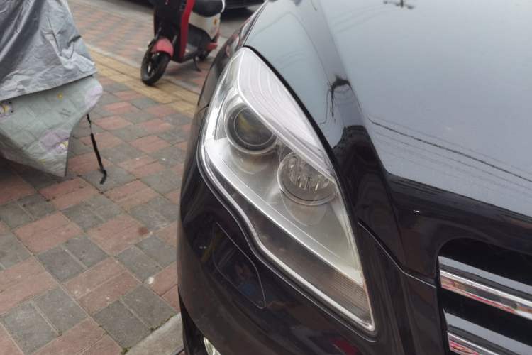 Used Mercedes-Benz R-Class 2015 R 320 4MATIC Luxury Model