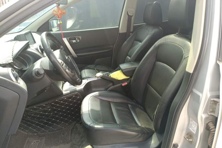 Used Nissan Qashqai 2015 2.0 XV Coolray CVT 2WD Left Front Seat