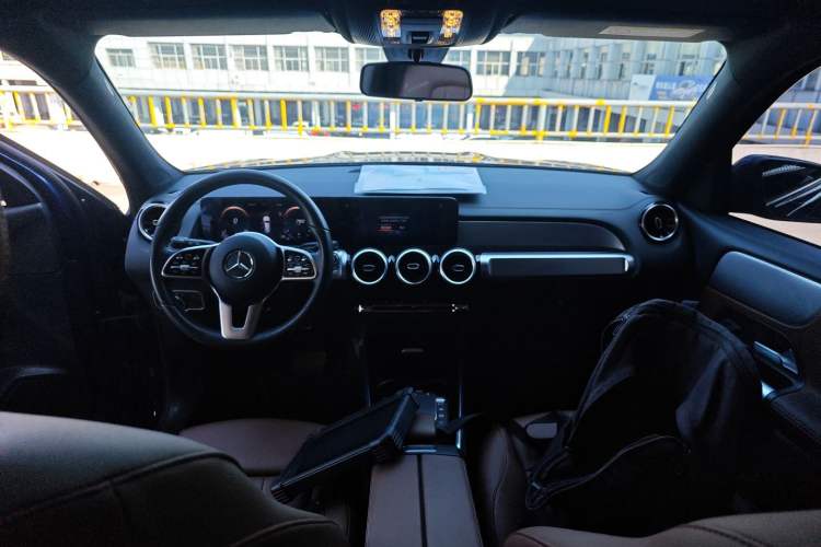 Used Mercedes-Benz GLB 2022 Second Facelift GLB 200 Fashion Edition