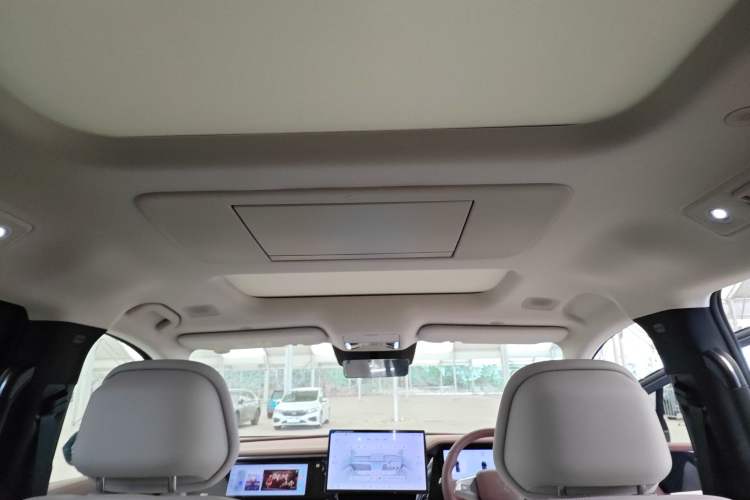 Used BYD Xia 2025 DM-i 1.5T 180km Excellence Model
