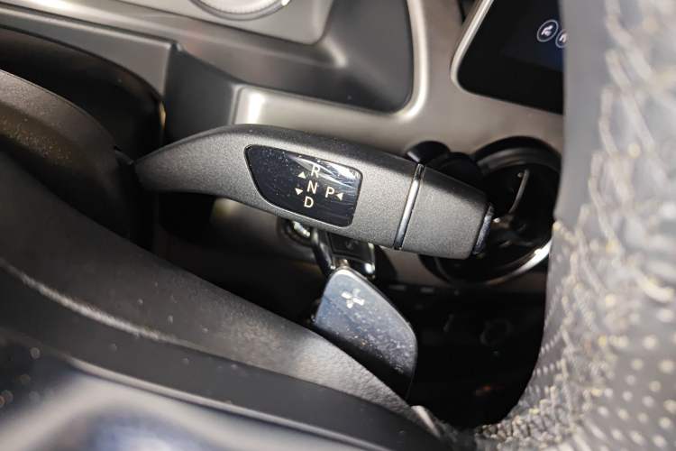 Used Mercedes-Benz GLK-Class 2014 GLK 260 4MATIC Dynamic Model