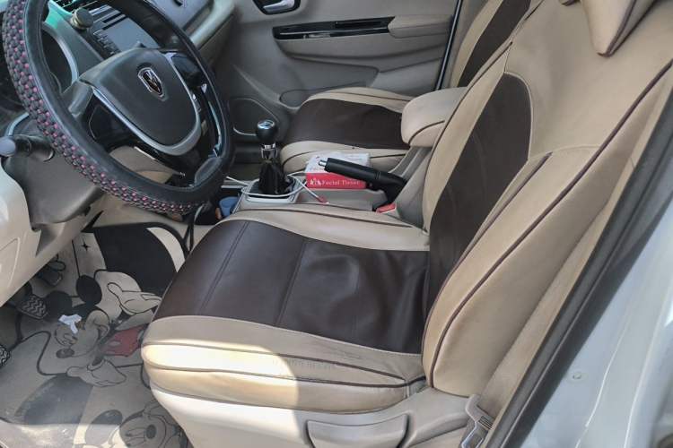 Used Jinbei 750 2016 1.5L Luxury Model
