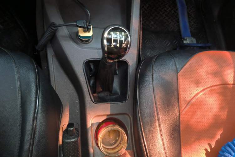 Used Wuling Hongguang 2018 1.5L Classic S Base Model Gear Lever
