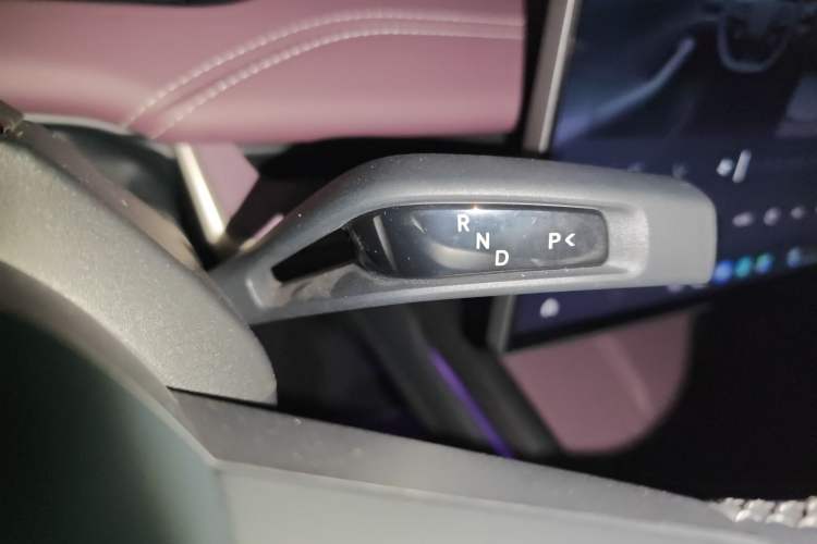 Used Xiaomi Auto SU7 2024 Rear-Drive Long-Range Intelligent Driving Version Gear Lever