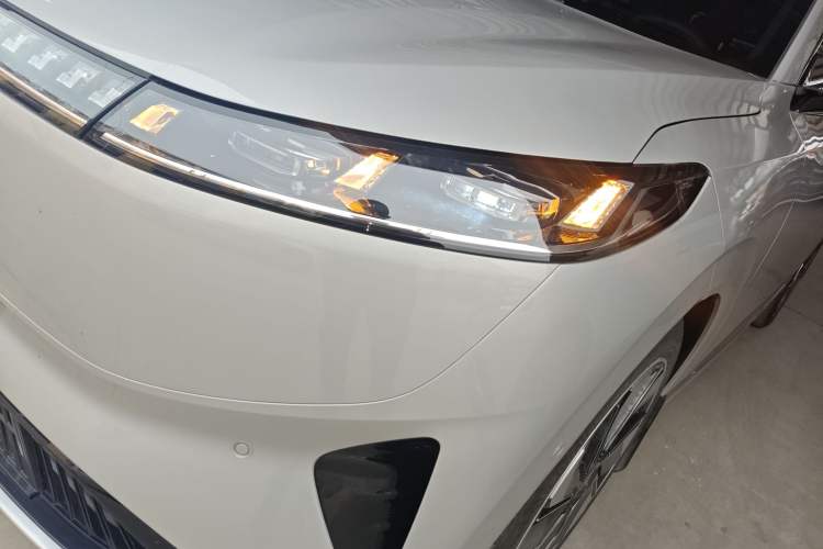 Used Dongfeng eπ eπ008 2024 210Max Range-Extended Version 6 Seats