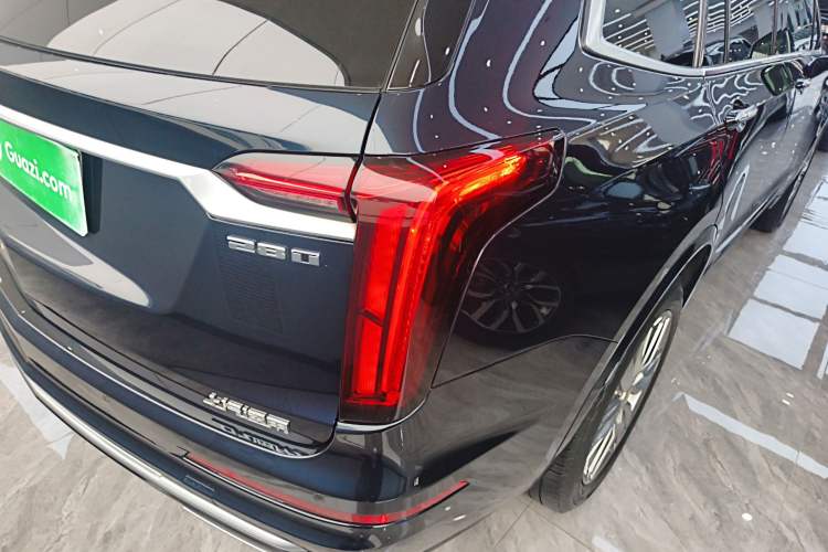 Used Cadillac XT6 2021 2.0T 6-Seater Two-Wheel Drive Luxury Version
