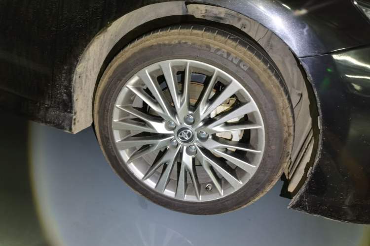 Used Toyota Camry 2018 Dual-Engine 2.5 HG Luxury Edition Right Front Wheel Hub