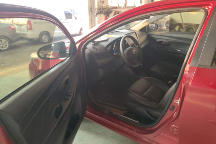 Used Toyota YARiS L Zhi Xuan 2016 Revised 1.5E CVT Charming Edition
