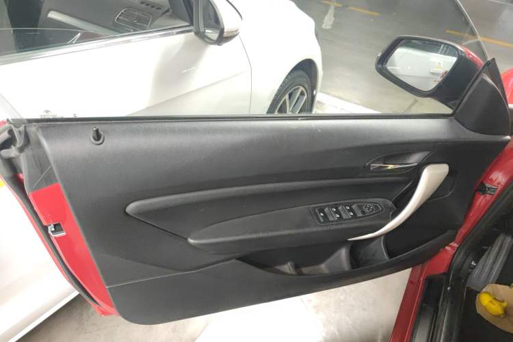 Used BMW 2 Series (Import) 2015 218i Convertible Coupe