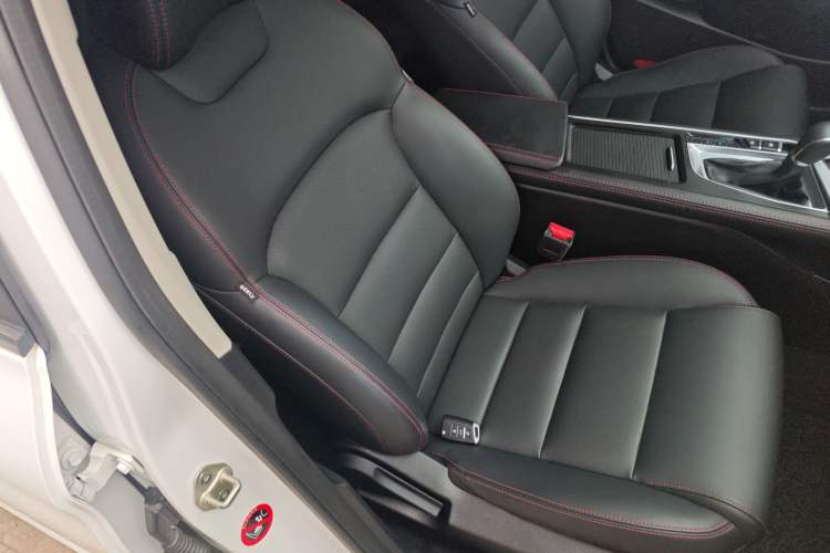 Used Geely Auto Binray 2019 200T DCT Binchi Edition Right Front Seat