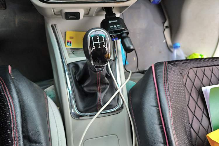 Used Jinbei New Hiace X30L 2021 1.5L Wealth Edition Bus Non-Air-Conditioned China VI Standard SWC15M Gear Lever