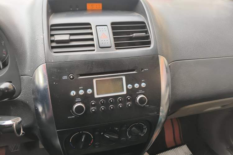 Used Suzuki SX4 2009 Hatchback 1.6L Manual Fashion Edition
